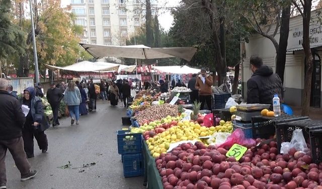 Soğuk hava vurdu Kahramanmaraş pazarları doldu taştı