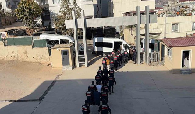 Kahramanmaraş ve Gaziantep’te tefeci operasyonu: 17 tutuklama