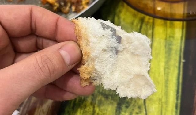 Ekmeğin içinden çıkanı görünce hayatının şokunu oldu