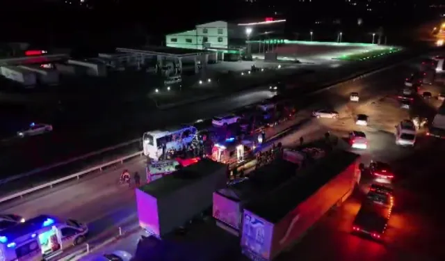 Amasya’da zincirleme kazada 23 kişi yaralandı