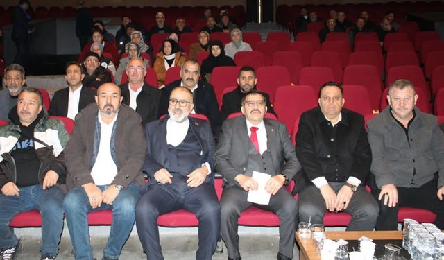 Kahramanmaraş Bakkallar Odası’nda Şeref Özsoy güven tazeledi