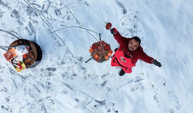 -20 Derecede video çekmek isterken kendini yaktı