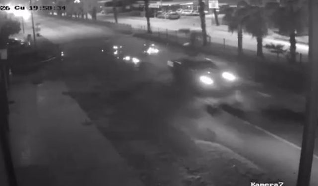 Antalya’da feci kaza kamerada! Elektrikli bisikletli hayatını kaybetti