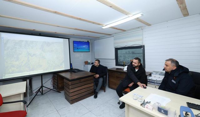 Başkan Toptaş karla mücadelenin aralıksız sürdüğünü açıkladı!