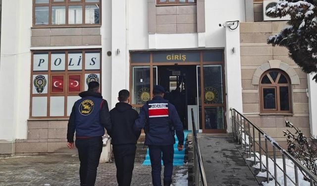 Kahramanmaraş’ta jandarmadan büyük operasyon! 297 gözaltı, 94 tutuklama