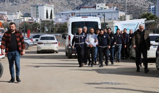 Dağ köyünde nefes kesen operasyon: Kaçış 28 saat sürdü