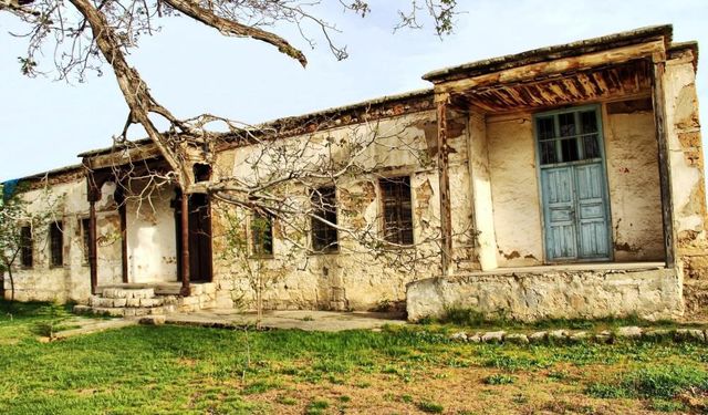 Kahramanmaraş'ta yıllara meydan okuyan evler görüntülendi