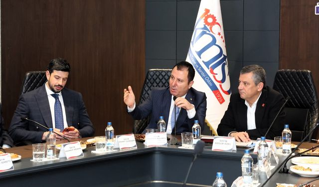 CHP Genel Başkanı Özgür Özel’den KMTSO’ya ziyaret