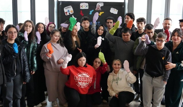 Kahramanmaraş’ta duygulandıran etkinlik: DOKMER’de sevgi kazandı