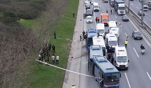 İstanbul'da 4 cezaevi aracı zincirleme kaza yaptı