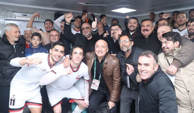 Başkan Akpınar’dan 3–1’lik zafer sonrası prim müjdesi