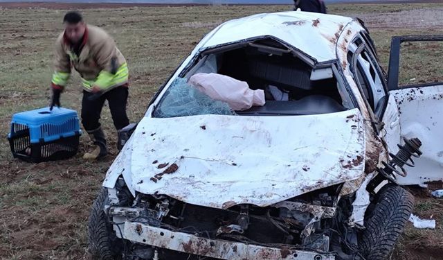 Kahramanmaraş’ta otomobil tarlaya savruldu: 2 yaralı