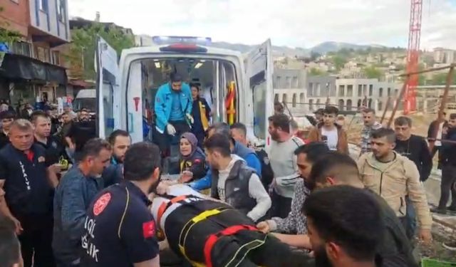 Kahramanmaraş’ta toprak altında kaldı! Göçükte can pazarı