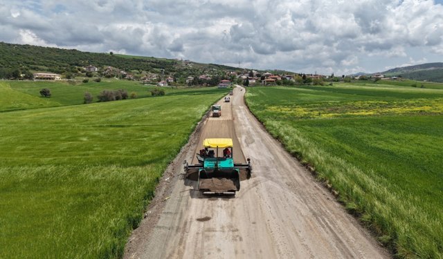 Elmalar–Çokyaşar grup yolu baştan sona yenileniyor