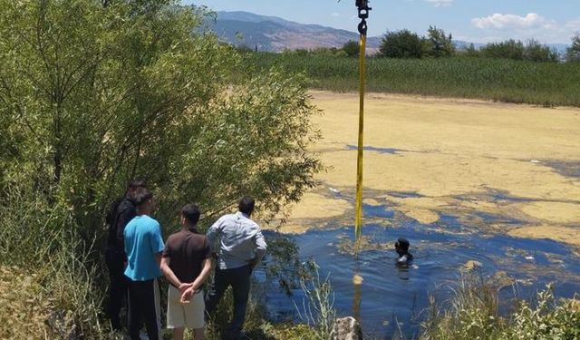 Kahramanmaraş’ta otomobil göle savruldu, sürücü kendi çıktı