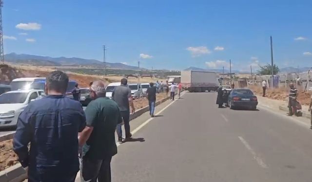 Kahramanmaraş Önsen'de yıkım gerginliği: Vatandaşlar yolu kapattı!