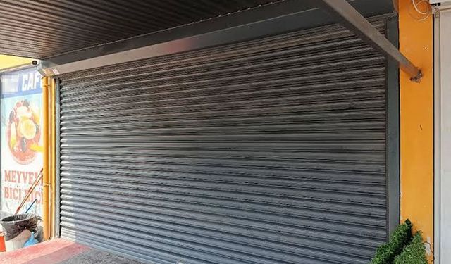 Adana'da oto tamircisinde sır ölüm: Genç kadın ve esnaf ölü bulundu