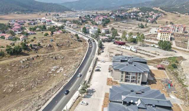 Büyükşehir Andırın’da Yol Standardını Yükseltiyor