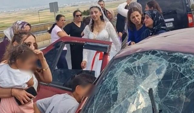 Düğün konvoyunda korkunç kaza! 2 ölü, 4 yaralı
