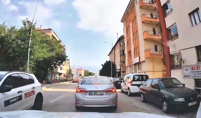 Hiçbir şey olmamış gibi devam etmişti: Plakadan ceza yedi