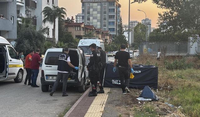 İş yerinde dehşet: Baba ve oğlu öldü, Anne yaralandı
