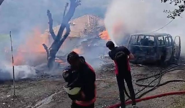 Kastamonu'da dehşet gecesi: Komşusunu vurup evini ateşe verdi