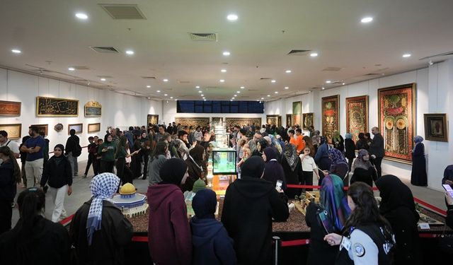 Onikişubat'ta Kâbe Örtüleri ve Mukaddes Emanetler Sergisi kapılarını açıyor