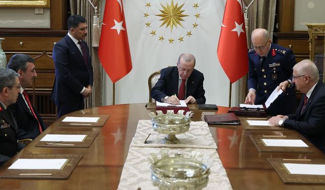 YAŞ kararları imzalandı: TSK'da kritik atama ve terfiler