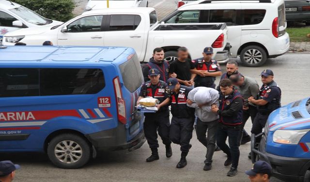 73 yaşındaki adama ‘kargo’ oyunu: 17 milyon TL’lik senet iddiası