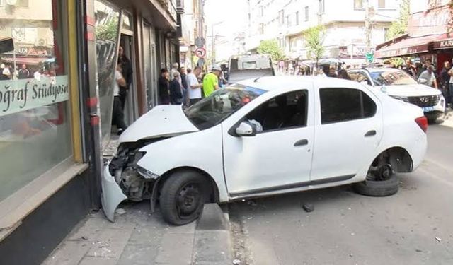 Bayrampaşa’da korkutan kaza: 5 yaralı, 2’si ağır