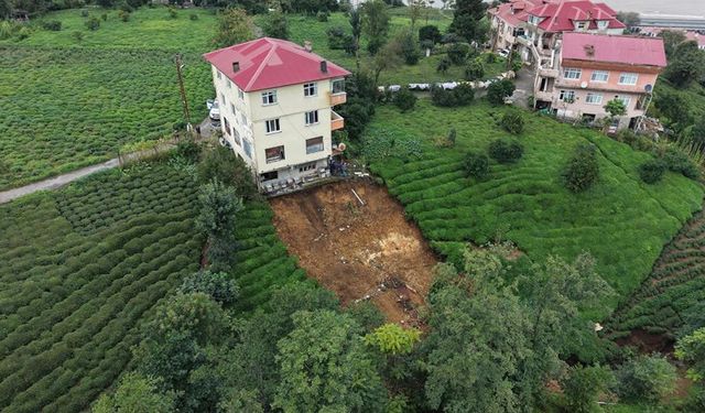 Rize’de Korkutan Heyelan: Toprak Evin Altından Kaydı