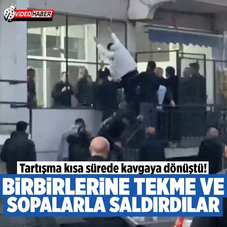 Bursa’da tekmeli sopalı kavga cep telefonu kamerasında!