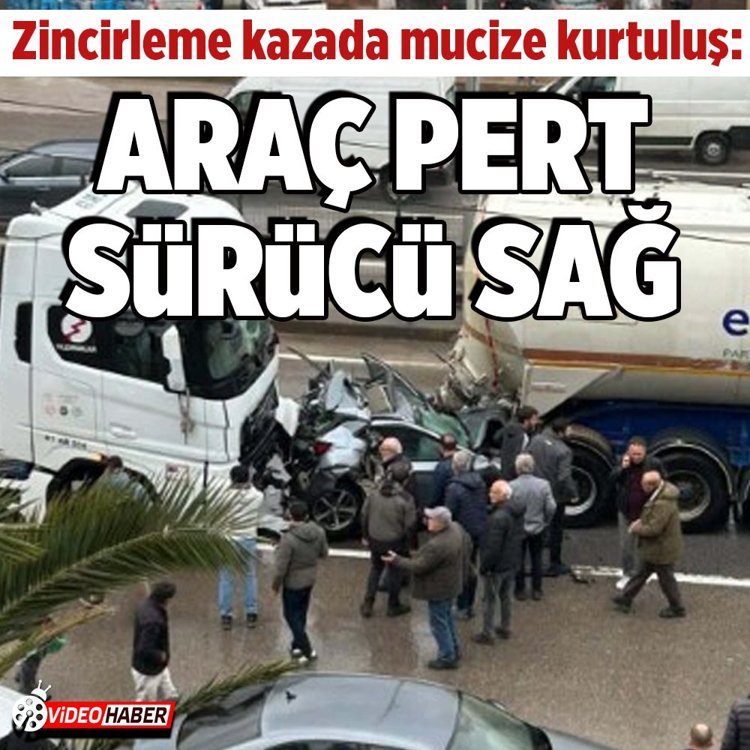 Kocaeli'de iki tırın arasında sıkışan otomobil kağıt gibi ezildi: Sürücü sağ kurtuldu