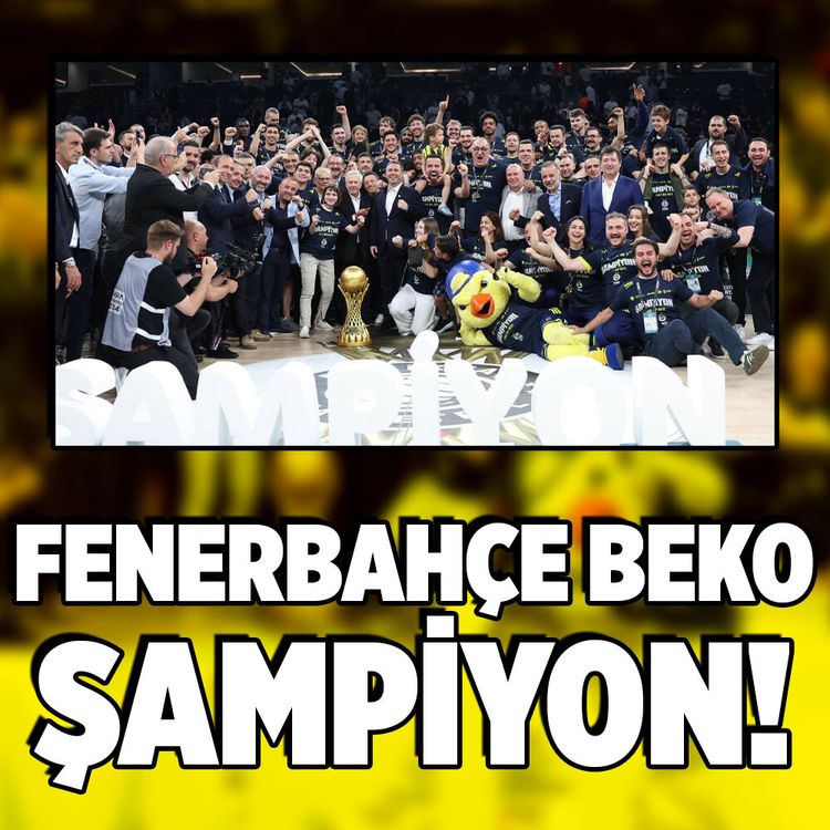 Jasikevicius tarih yazıyor: 3 sezonda tam 8 kupa birden!