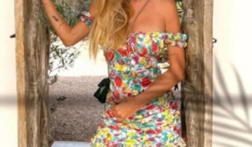 &#039;ÜÇ AYLIK HAMİLE&#039; İDDİASI
Bülent Cankurt&#039;un haberine göre, Şeyma Subaşı hamile; hem de üç aylık. Subaşı, bu kez karnındaki bebeğiyle gelin olacak gibi gözüküyor.