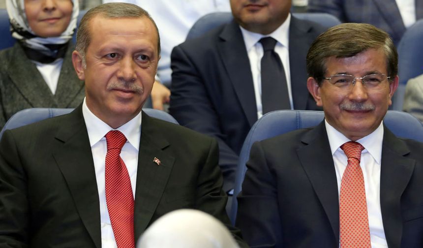 İttifak hamlesi mi? Erdoğan'dan Davutoğlu'na sürpriz davet