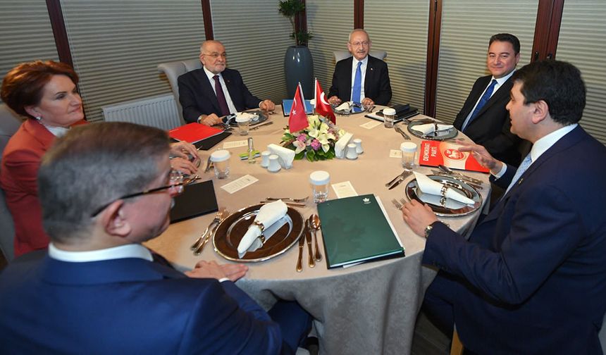 Ankara'da tarihi zirve başladı! 6 partinin Genel Başkanları bir araya geldi