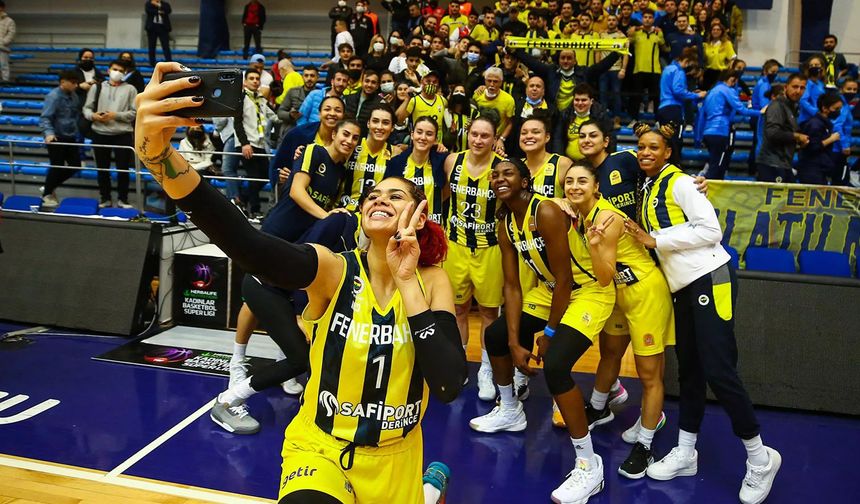 Kadınlar Basketbol'da Şampiyon Fenerbahçe Safiport