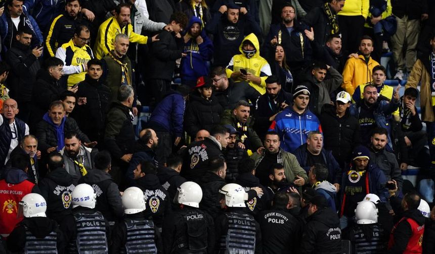 Fenerbahçe, son 2 deplasmanda 5 puan kaybetti