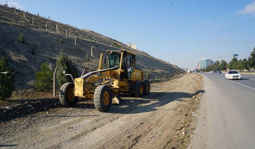 Büyükşehir’den Şehrin Ana Arterlerinde Temizlik