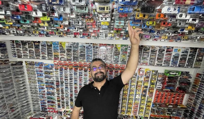 35 yıllık tutku odaya sığmadı, tavana taştı