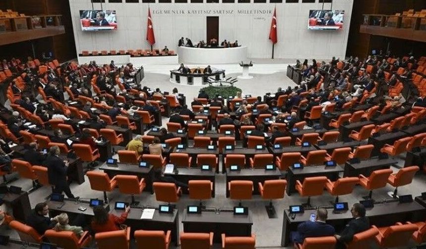 Çerçeve Yasa Meclis'ten geçti: Terörsüz Türkiye düzenlemesi kabul edildi