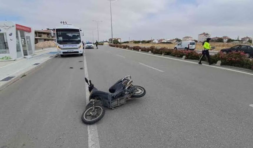 Karaman’da otomobil bisiklete çarptı: Sürücü savruldu