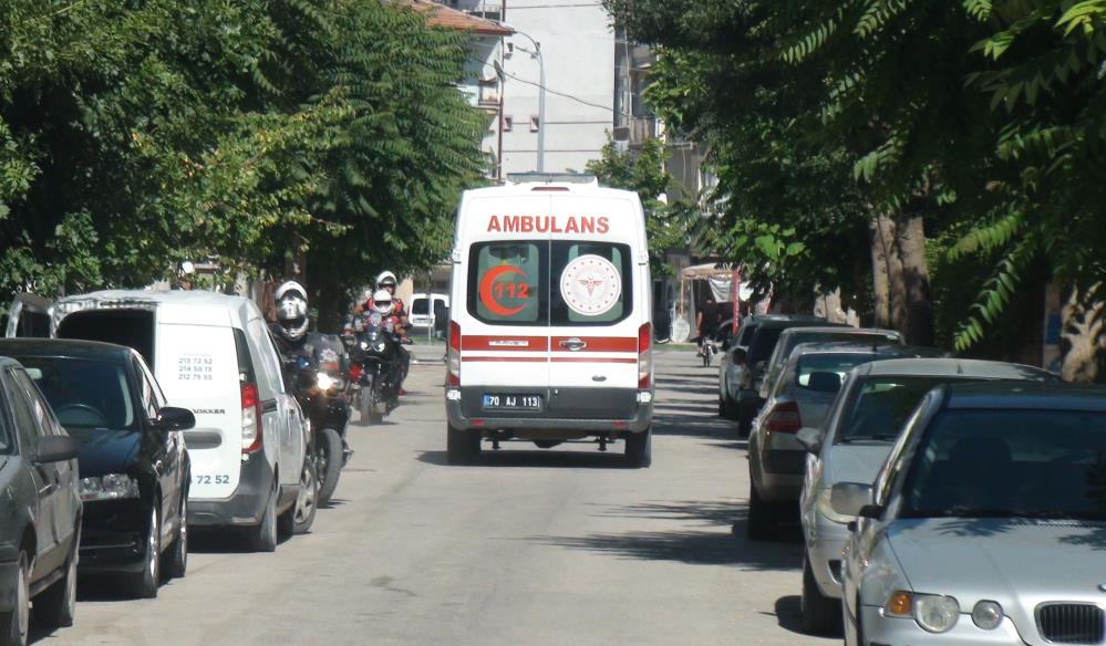 kuslari-urkutmek-icin-tufekle-ates-acti-salincaktaki-cocugu-yaraladi-1