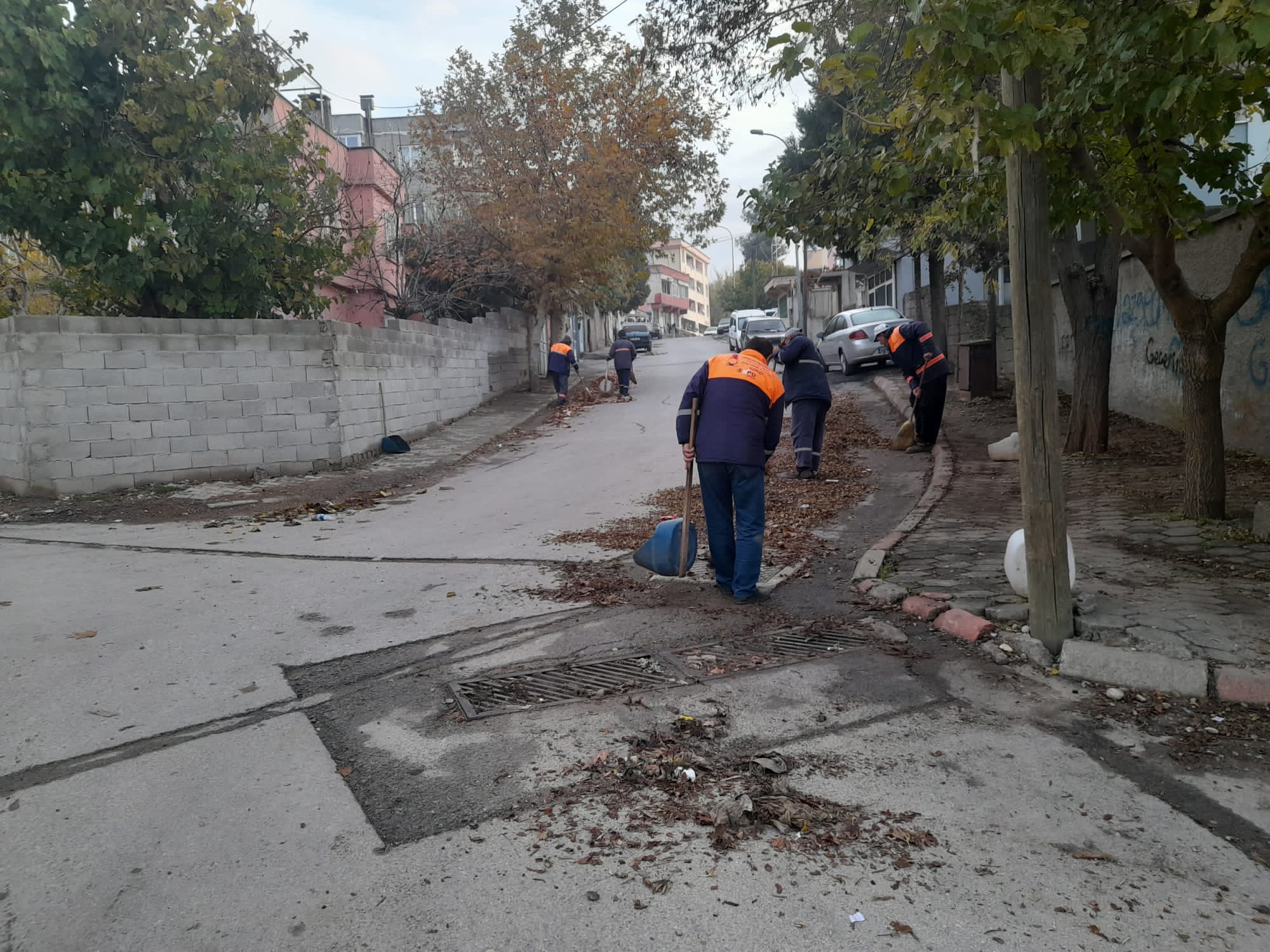 onikisubat-belediyesi-mahalle-ve-sokaklari-temizliyor_,