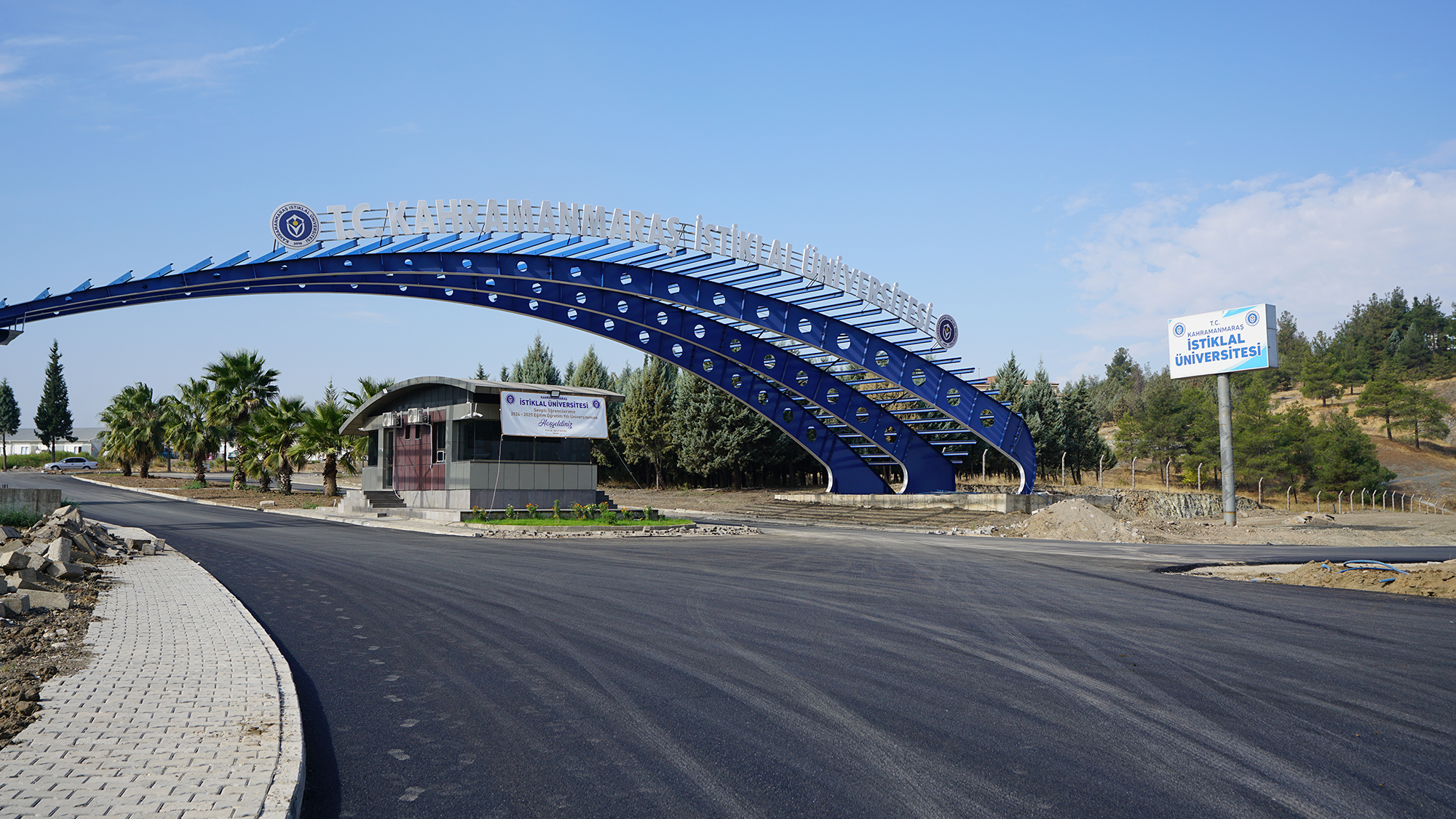 İstiklal Üniversitesi (3)