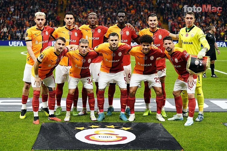 0X0 Okan Buruktan Mecburi Rotasyon Iste Galatasarayin Malmo Maci 11I 1733904052416