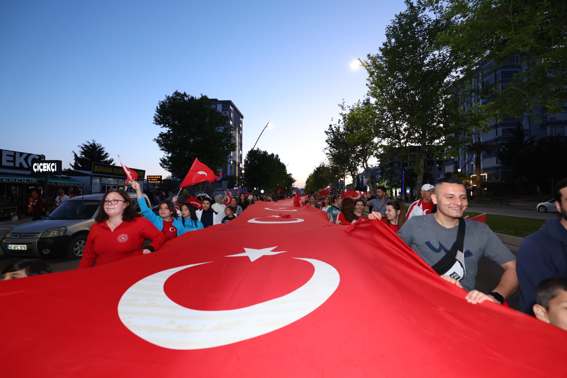Thumbnail 19 Mayıs Yürüyüşü (1)