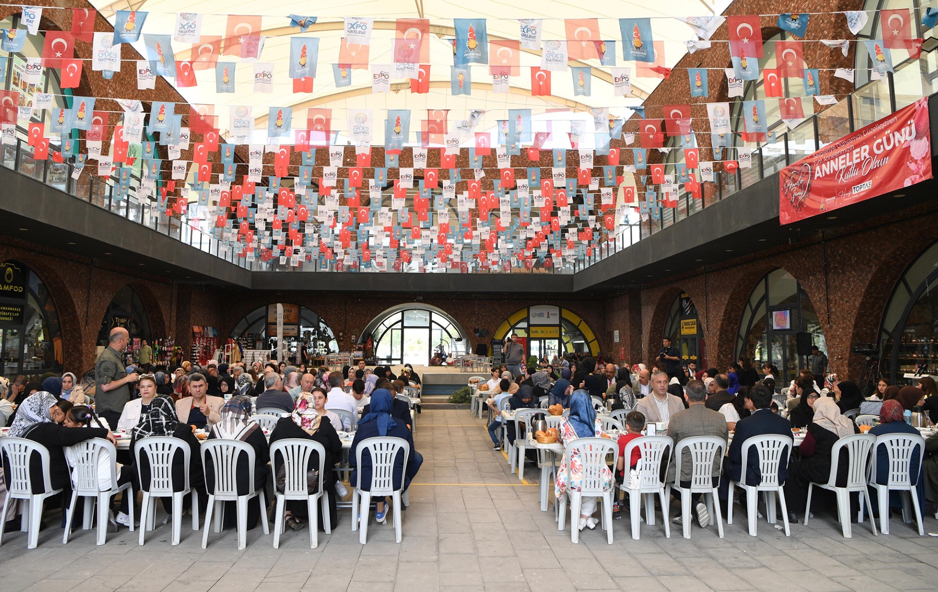 Thumbnail Anneler Günü (3)