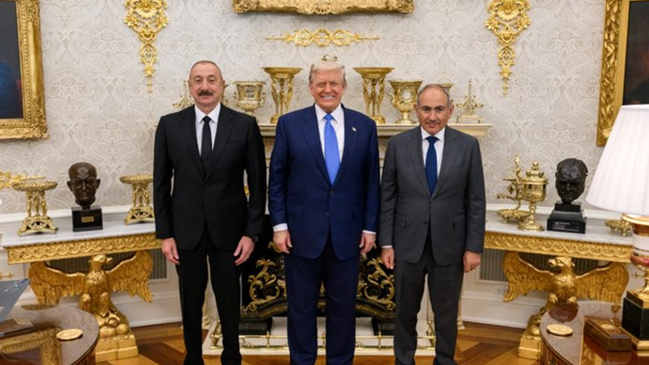 Beyaz Sarayda Tarihi Anlasma Trump Aliyev Ve Pasinyanla Uclu Mutabakata Imza Attik Mrsg